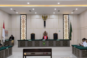 Sidang gugatan praperadilan kasus penangkapan dan penetapan tersangka empat mahasiswa oleh Polresta Banda Aceh di Pengadilan Negeri Banda Aceh, Senin, 10 Februari 2025. Foto: AJNN/Julinar Nora Novianti