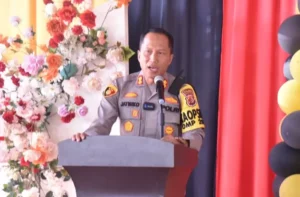 Kapolres Bireuen, AKBP Jatmiko, tengah menjadi sorotan publik setelah diperiksa oleh Polda Aceh terkait dugaan pungutan liar (pungli). Foto: (Facebook/ Bhayangkari Bireuen)