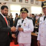 Gubernur Aceh Muzakir Manaf, mengambil Sumpah Jabatan dan Melantik H. Ismail A. Jalil, SE, MM sebagai Bupati Aceh Utara dan Tarmizi, S. I. Kom sebagai Wakil Bupati Aceh Utara Periode 2025-2030, pada Rapat Paripurna DPRK Aceh Utara , di Gedung DPRK Aceh Utara, Lhoksukon, Kabupaten Aceh Utara, Senin,17/2/2025. Foto: Biro Adpim