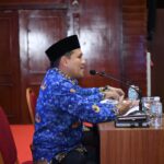 Wakil Gubernur Aceh, Fadhlullah, SE mengundang para petinggi Badan Usaha Milik Daerah (BUMD), Badan Usaha Milik Negara (BUMN), serta berbagai pemangku kepentingan guna membahas penguatan sinergi antara sektor swasta dan pemerintah dalam mengembangkan berbagai sektor utama di Aceh. di Anjong Mon Mata, Kompleks Meuligoe Gubernur Aceh, pada Senin (17/2/25). Foto: Biro Adpim