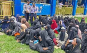 Imigran etnis Rohingya di Terminal Tipe A, Kota Langsa, Provinsi Aceh, setelah ketahuan melarikan diri. Foto: dok. Polres Langsa